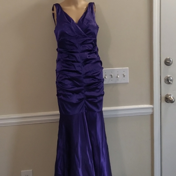 2/$100 xescape  evening dress - Picture 9 of 14